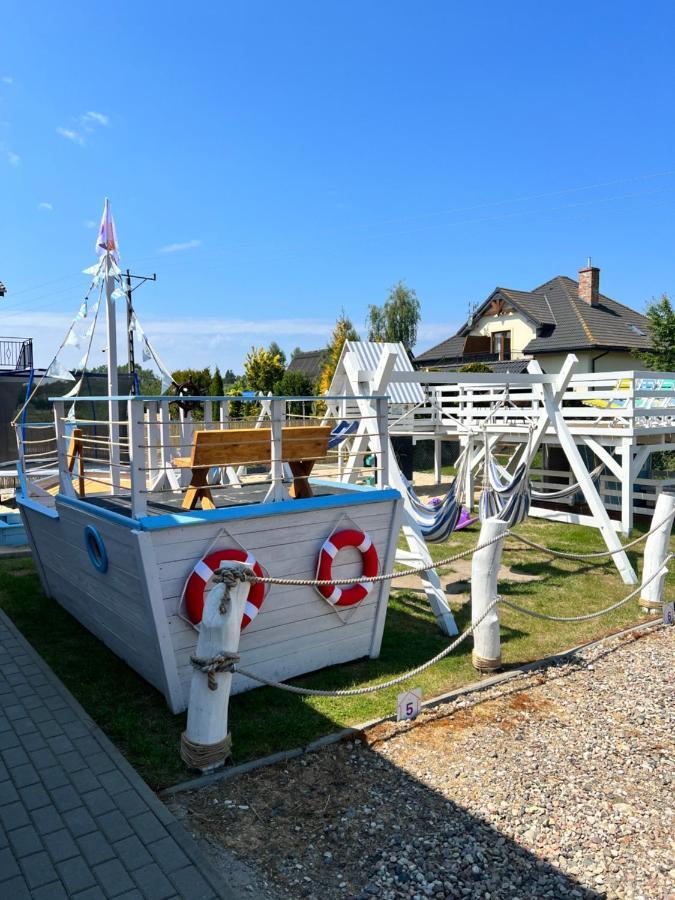 Nadmorska Magia Hotel Bobolin Buitenkant foto